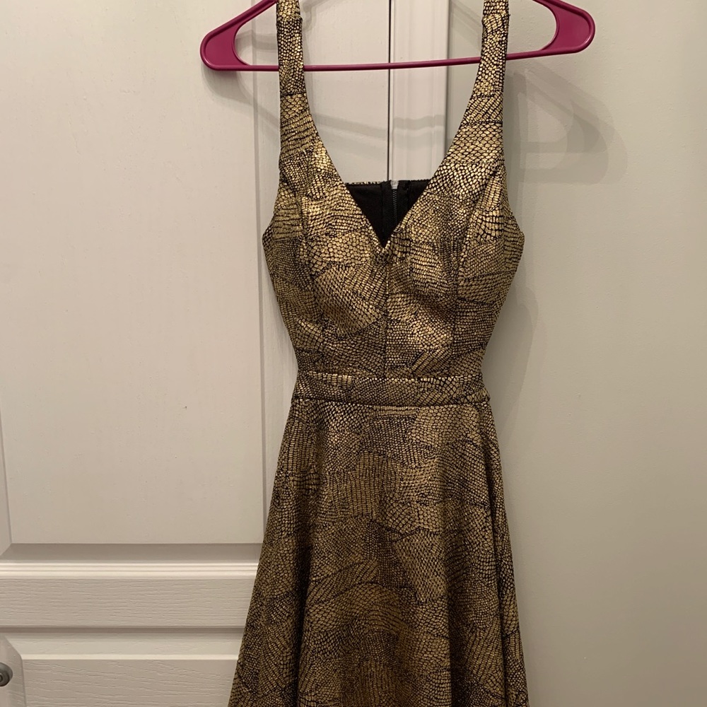 New gold min dress NWT